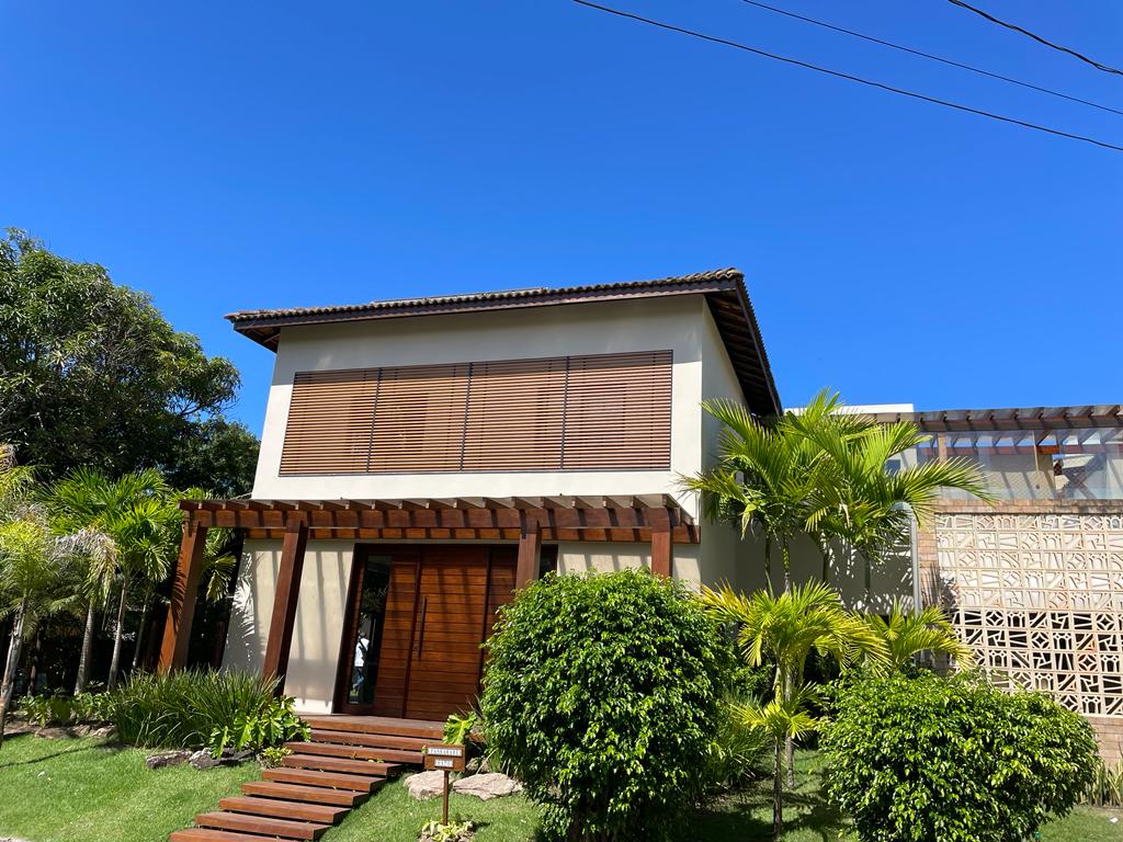 Brise de aluminio imitando madeira